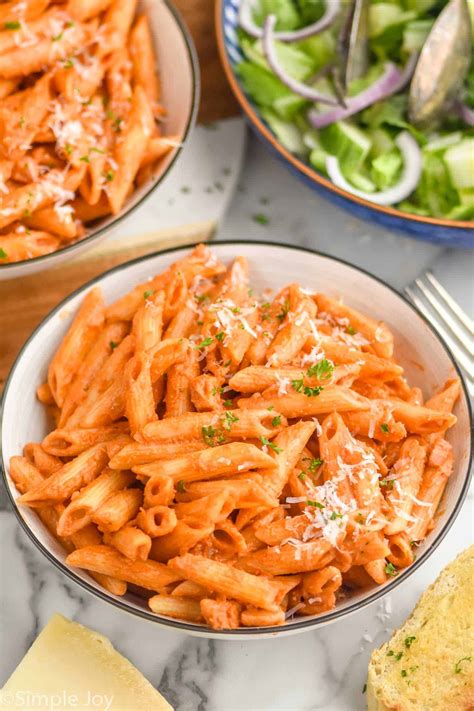 Penne with Vodka Sauce Recipe .